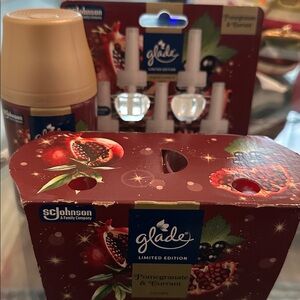 3 full size Glade Limited Edition Pomegranate & Currant